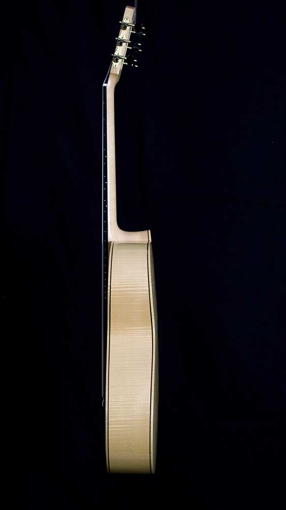 Aktuelles - Angebot: Linkshänder-Gitarre Nr. 74 in Fichte / Riegelahorn, gebaut 2012 zu verkaufen